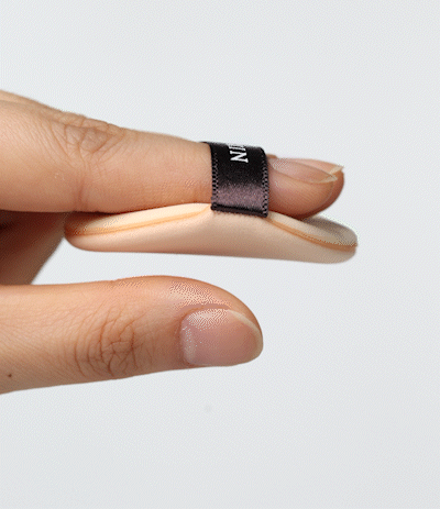 フィットユアスキン アートフィットグロウクッション 21 ペールローズ 15g